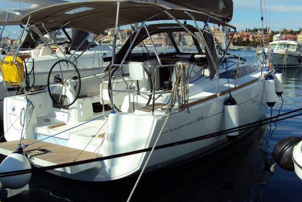 Sun Odyssey 349, Pula