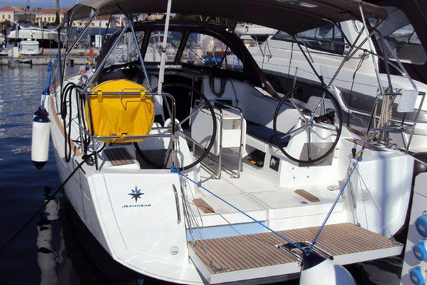 Sun Odyssey 349, Pula