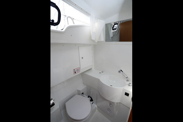 Sun Odyssey 319, Pula