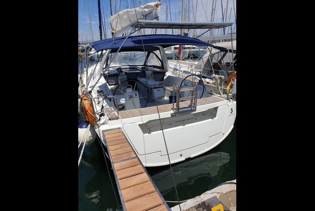 Oceanis 41, Alimos