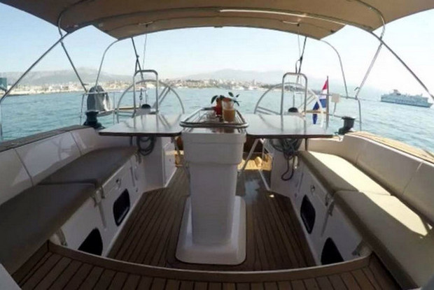 Elan Impression 50, Split