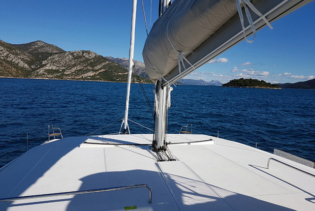 Dufour Catamaran 48, Alimos
