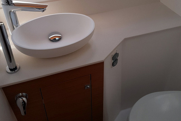 Dufour Catamaran 48, Alimos