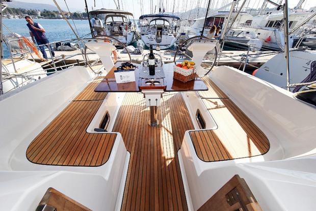 Bavaria Cruiser 46 - 3 cab., Pula