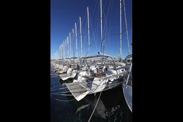 Bavaria Cruiser 46 - 3 cab., Pula