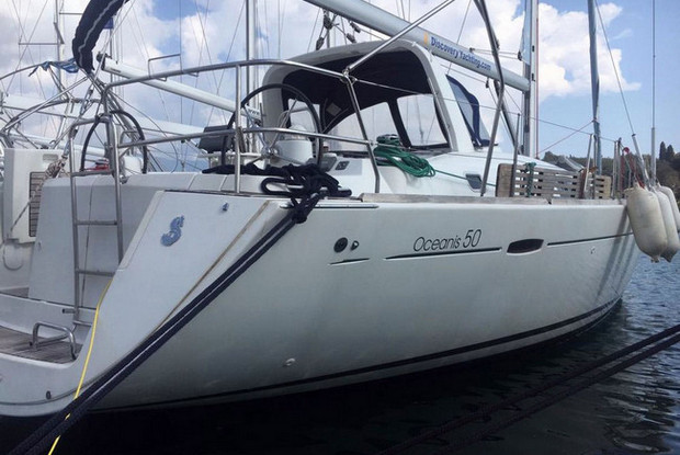 Oceanis 50 Family - 5 + 1 cab., Volos