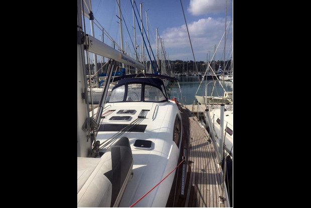 Oceanis 50 Family - 5 + 1 cab., Volos