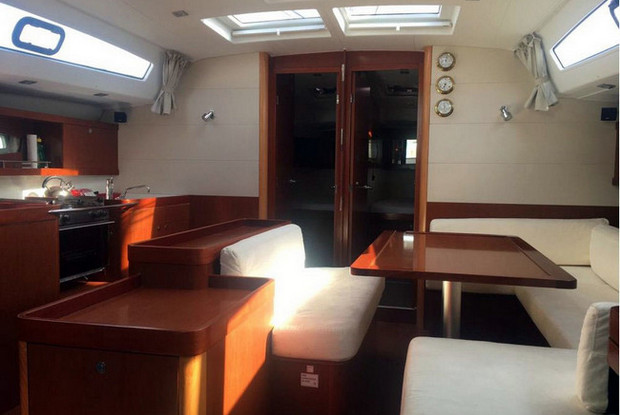 Oceanis 50 Family - 5 + 1 cab., Volos
