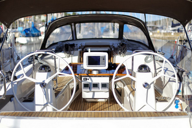 Bavaria Cruiser 40 Avantgarde, Pula