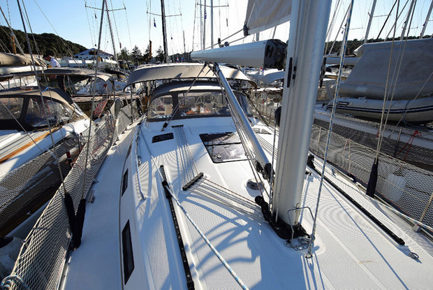 Bavaria Cruiser 40 Avantgarde, Pula