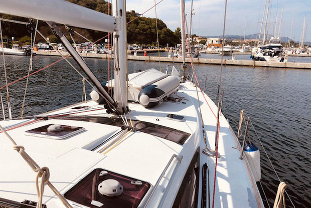 Jeanneau 53 - 5 + 1 cab., Portisco