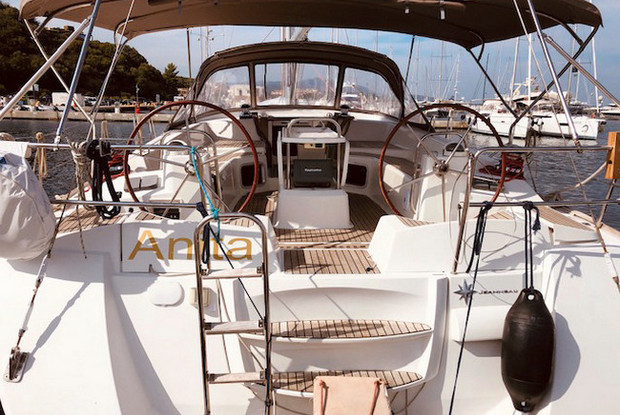 Jeanneau 53 - 5 + 1 cab., Portisco