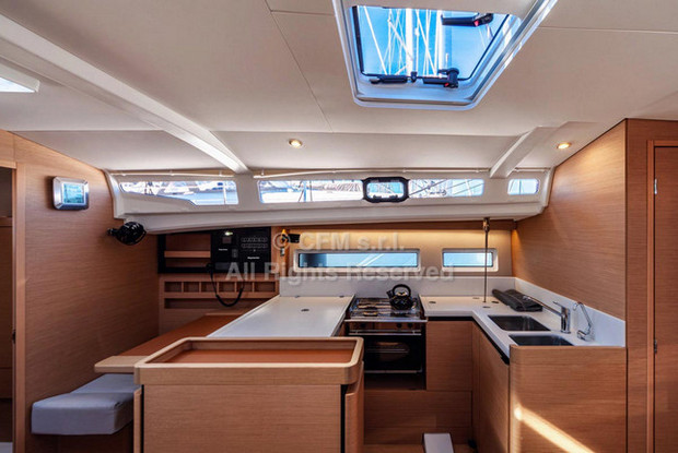 Sun Odyssey 440, Capo d