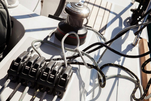 Sun Odyssey 349, Capo d