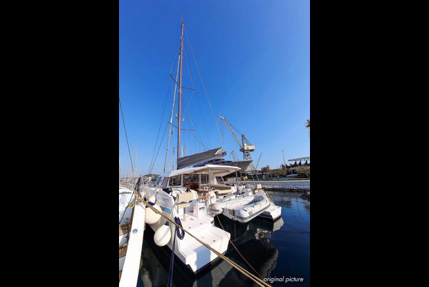 Nautitech 40 Open - 4 + 2 cab., Trogir