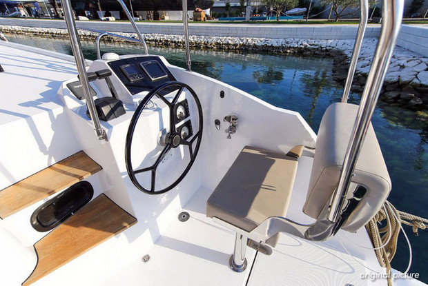 Nautitech 40 Open - 4 + 2 cab., Trogir