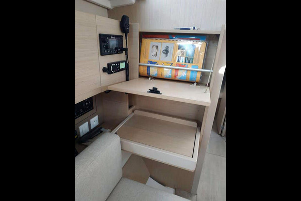 Oceanis 38.1, Biograd na Moru