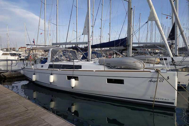 Oceanis 38.1, Biograd na Moru