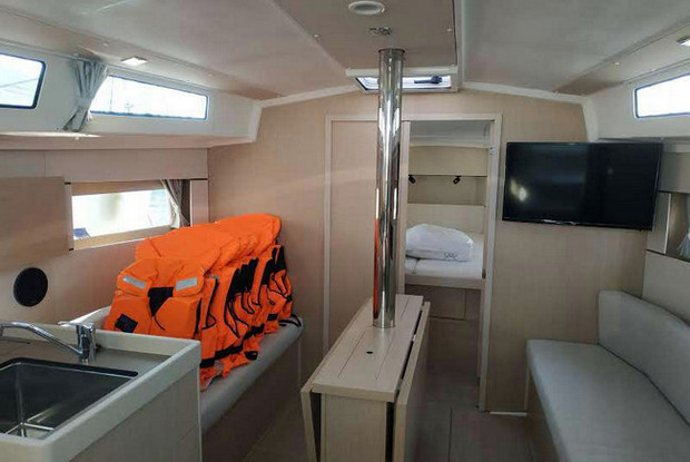 Oceanis 38.1, Biograd na Moru