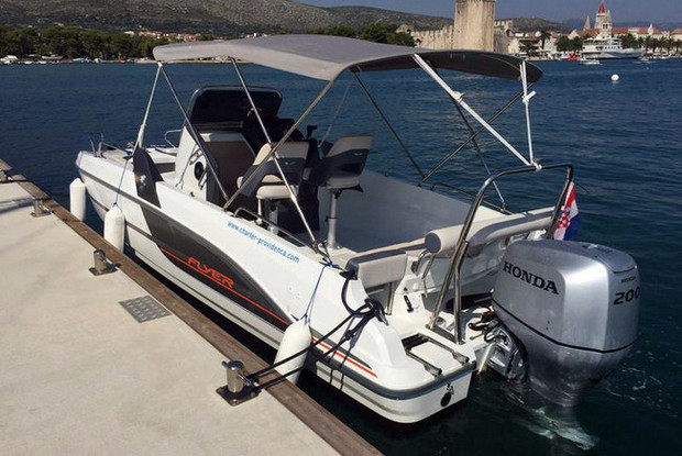Beneteau Flyer 6.6 Space Deck, Trogir