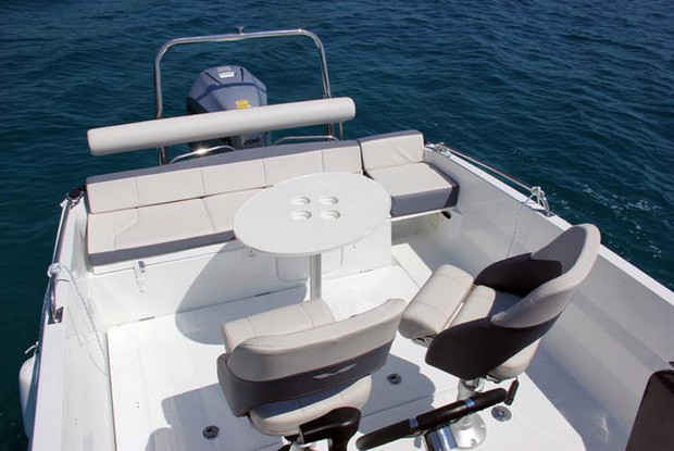 Beneteau Flyer 6.6 Space Deck, Trogir
