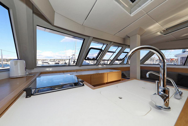 Nautitech 46 Fly, Pula