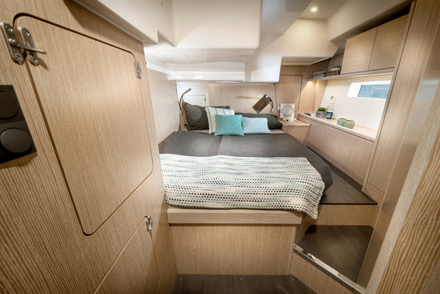 Bavaria C50 Style - 4 + 1 cab., Pula