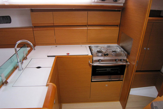 Sun Odyssey 449, Lavrio