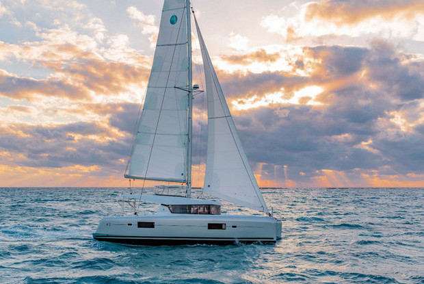 Lagoon 42 - 4 + 2 cab., Road Town