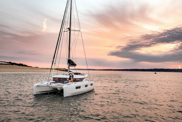 Lagoon 46 - 4 + 2 cab., Road Town