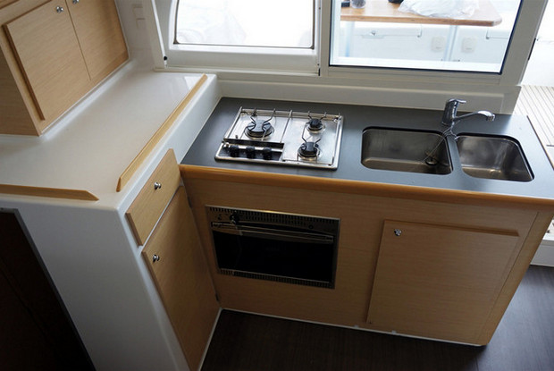 Lagoon 380 S2 - 4 + 2 cab., Kontokali-Corfu