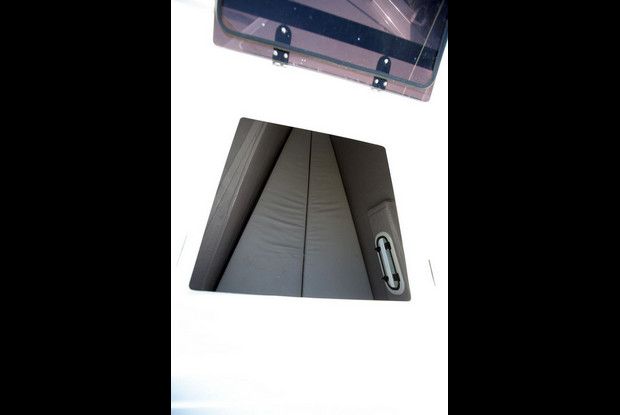 Bali 4.3 - 4 + 2 cab., Platania