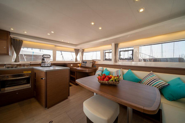 Lagoon 450 F - 4 + 2 cab., Alimos