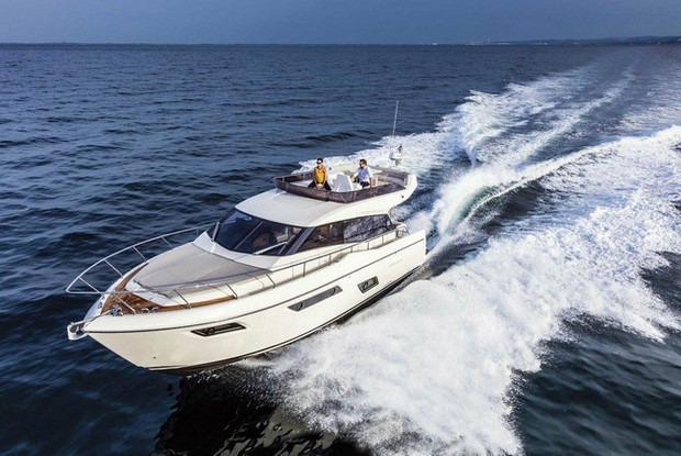 Ferretti Yachts 450, Podstrana