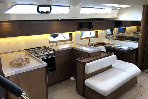 Oceanis 51.1 - 5 + 1 cab., Alimos