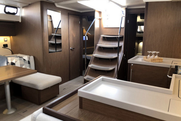 Oceanis 51.1 - 5 + 1 cab., Alimos