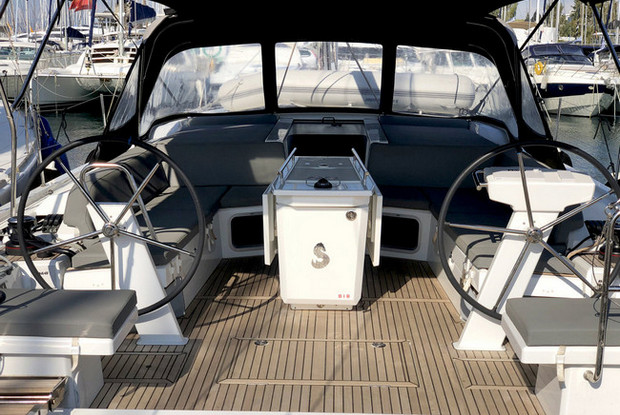 Oceanis 51.1 - 5 + 1 cab., Alimos