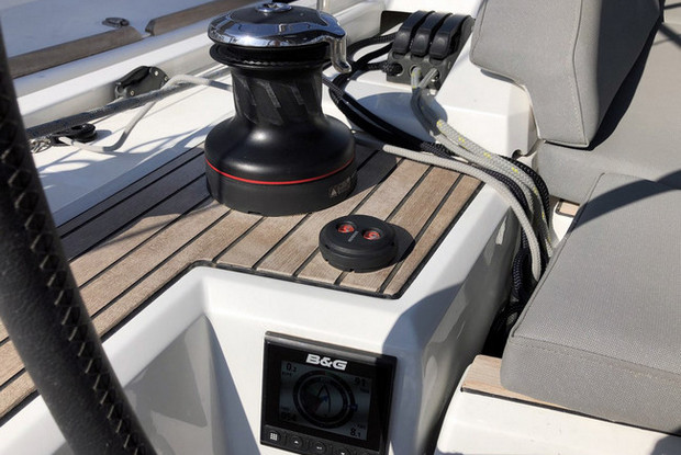 Oceanis 51.1 - 5 + 1 cab., Alimos