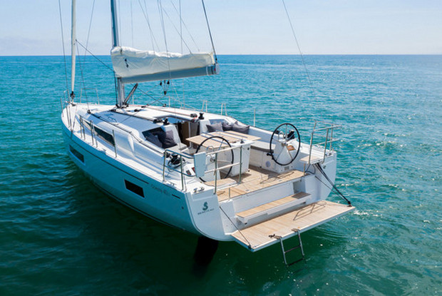 Oceanis 40.1, Portocolom