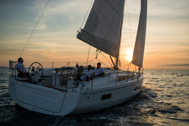 Oceanis 40.1, Portocolom