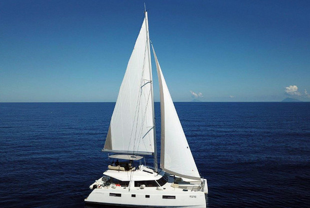 Nautitech 46 Fly, Capo d