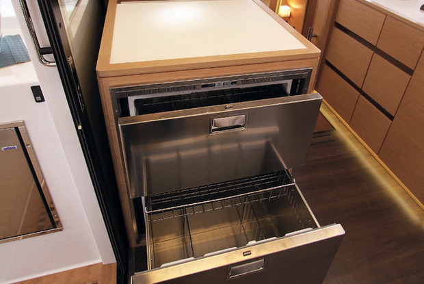 Nautitech 46 Fly, Capo d