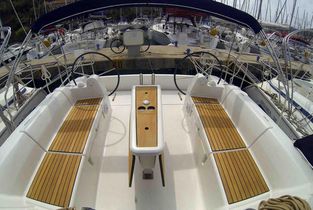 Dufour 382 Grand Large, Pula