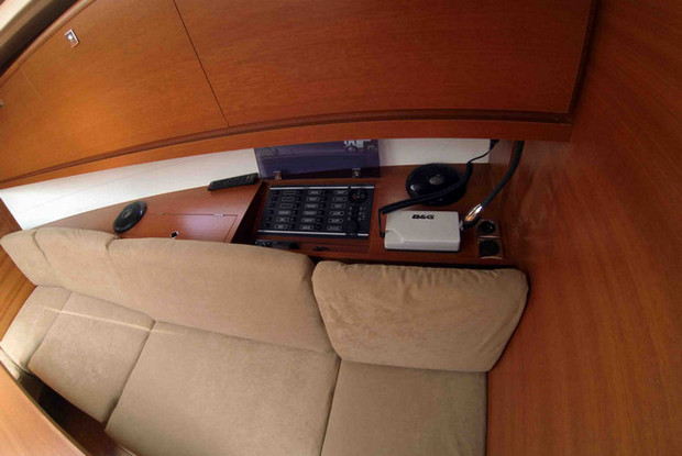 Dufour 382 Grand Large, Pula