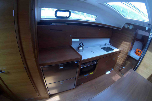 Dufour 382 Grand Large, Pula