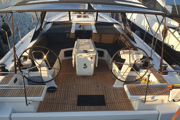 Oceanis 51.1, Alimos