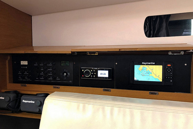 Sun Odyssey 479 - 4 cab., Alimos