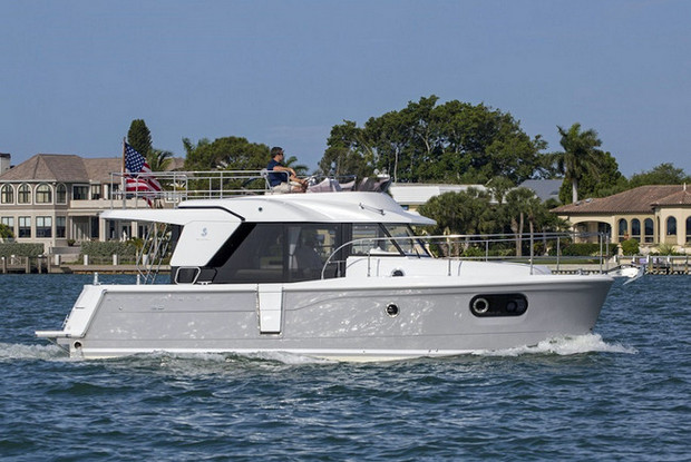 Swift Trawler 30, Pula
