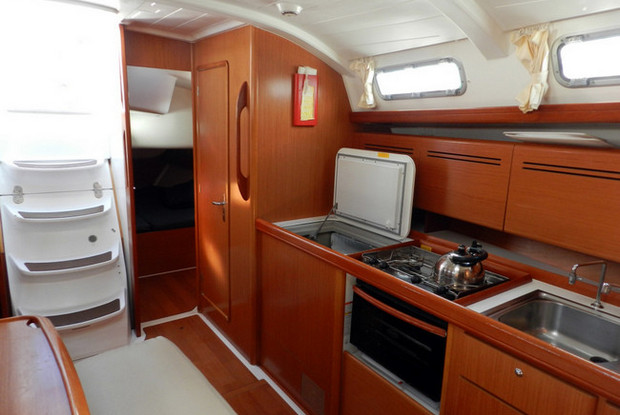 Cyclades 43.4, Lefkada