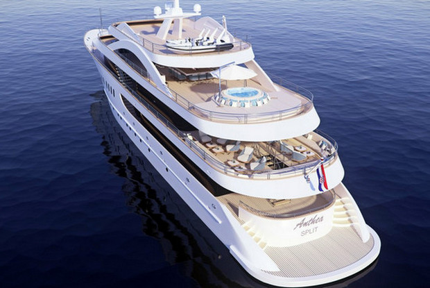 MY Custom Anthea, Split